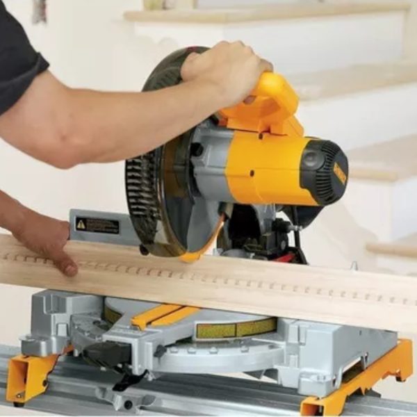 Sierra Ingletadora Dewalt Dw714 1650w 254mm 4600 Rpm 220v - Imagen 4